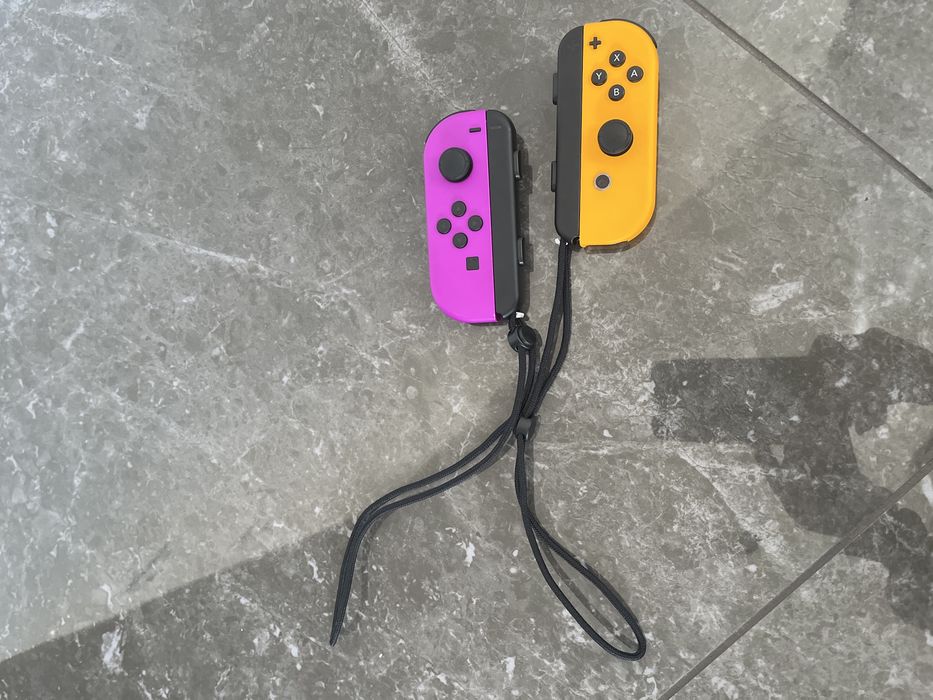 Joy-Con original Nintendo Switch (Par)