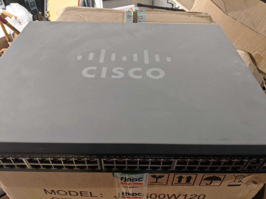 Switch Cisco SG500-52 port