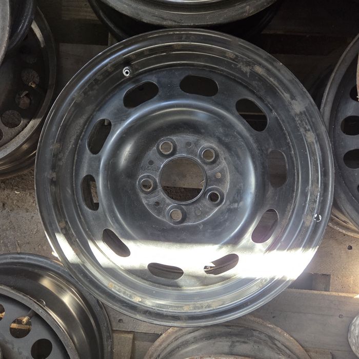 Диски метал BMW R16 5×120 7J ЕТ 31  ЦО72,6