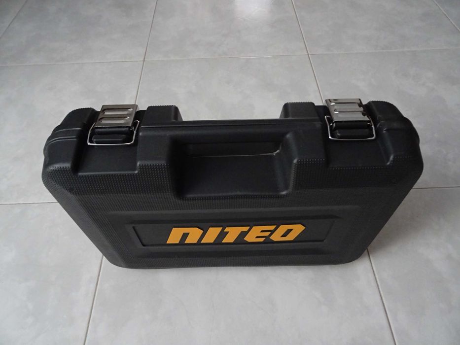 Martelo Perfurador 1050W Niteo RH0195-23 Novo