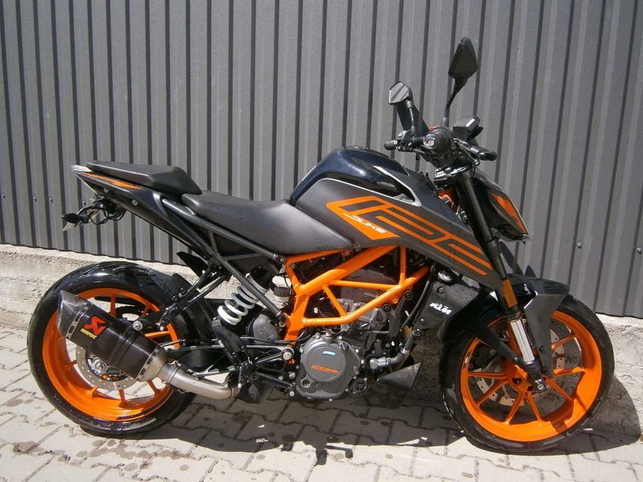 ктм дюк 125 21 рік7600 пробіг