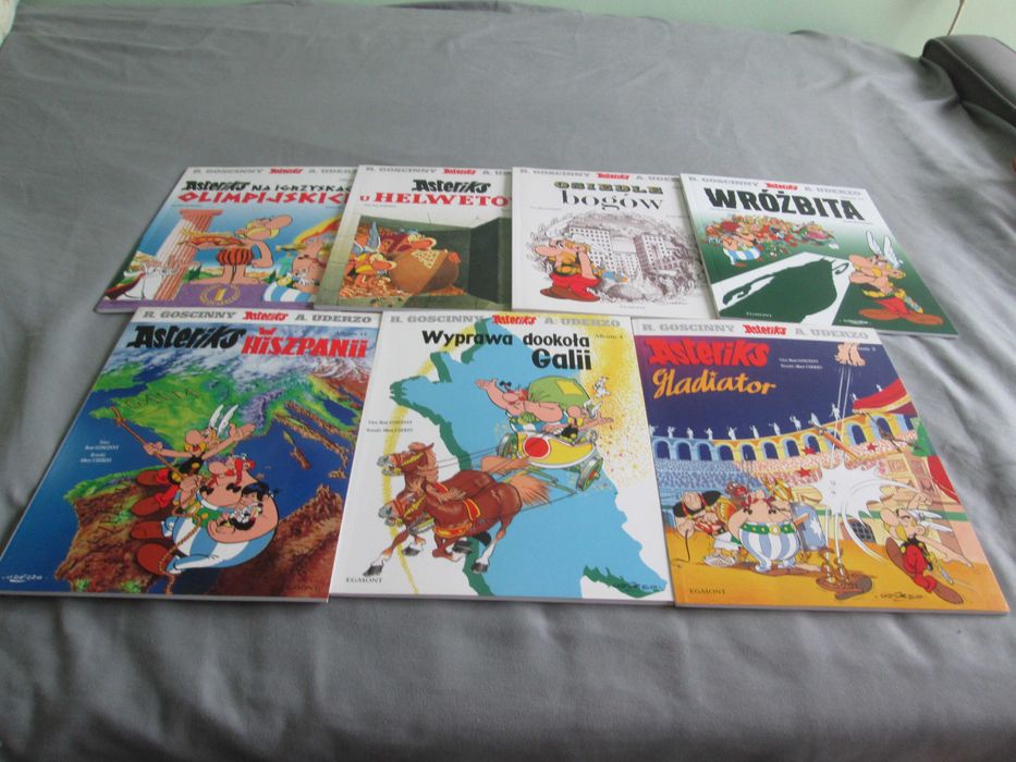 Asterix x 12   Gościnny  Uderzo