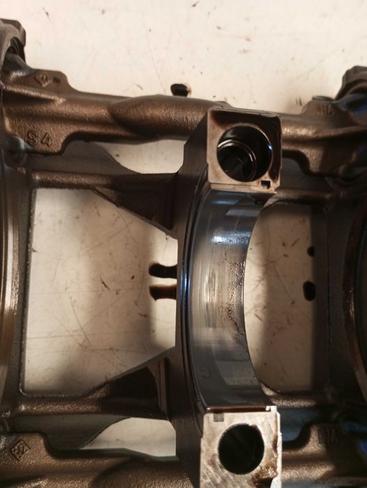 Módulo Veios de Contra-Balanço e Mancal Motor OM651 Mercedes (A6510130436)