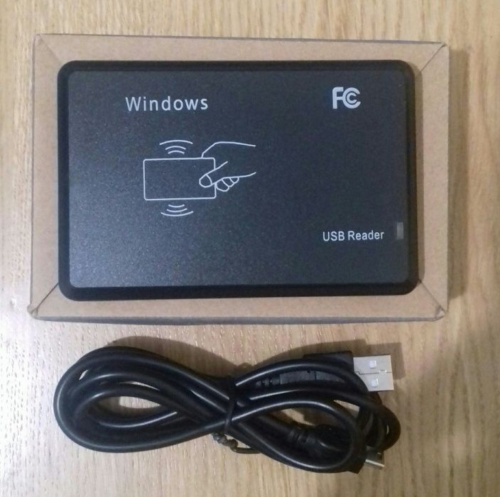 Contactless Smart Card ID Reader / Multibank Card Reader425427791617075201