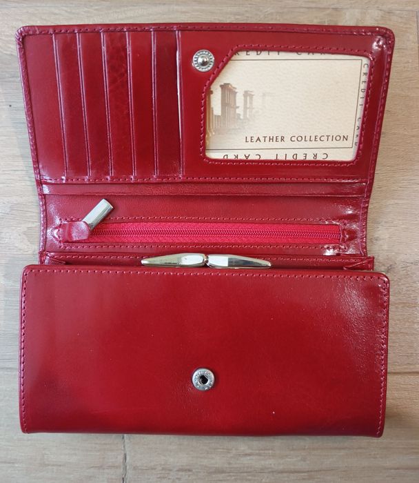 Portfel damski skórzany, czerwony