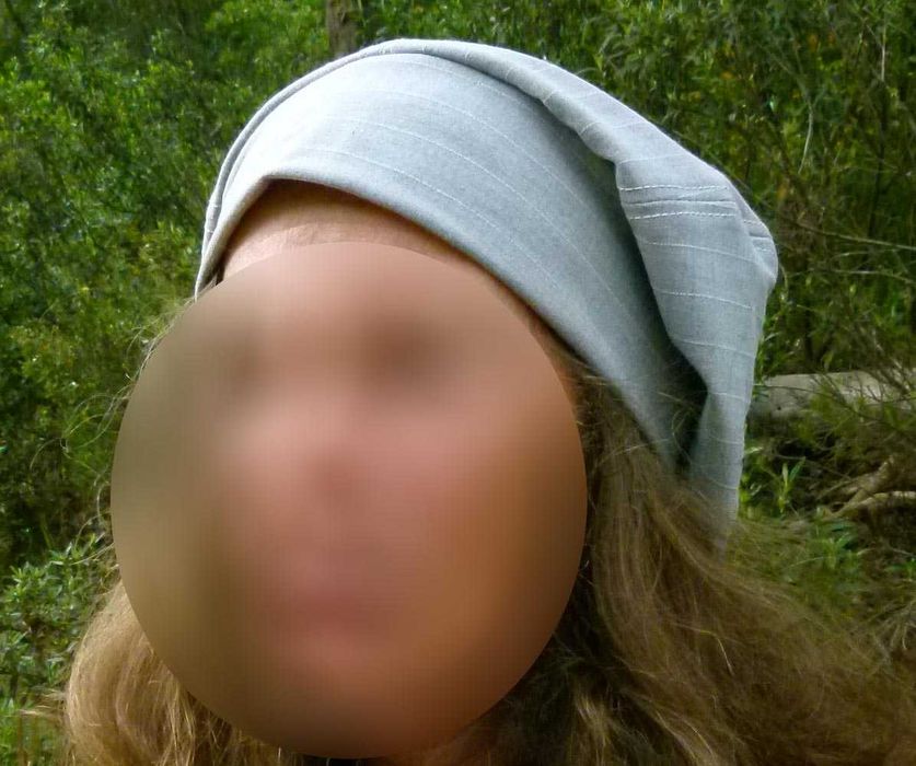 Boina unissexo feita à mão (slouchy beret hat)