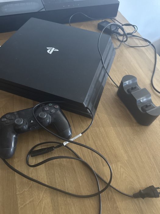 Ps4 pro playstation4 pro plus 1 kontroler i stacja ladujaca