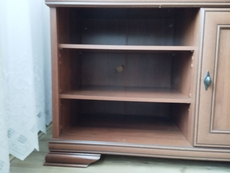 Szafka pod telewizor