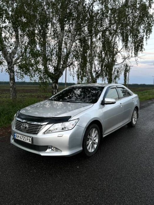 Тойота кемрі 50 2012