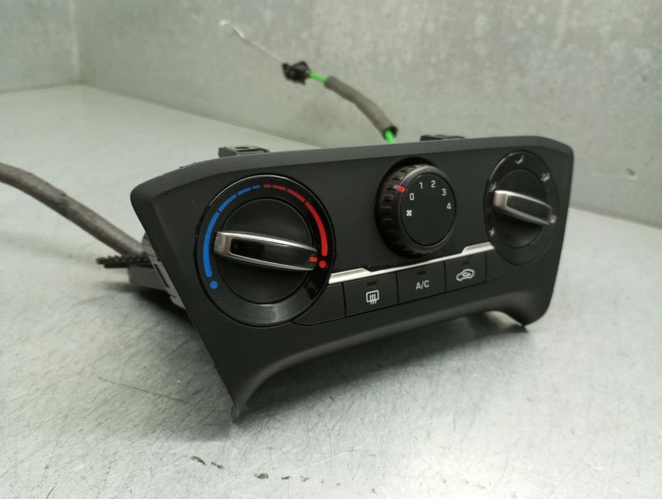 Comando chauffage / sofagem HYUNDAI i20 (GB)