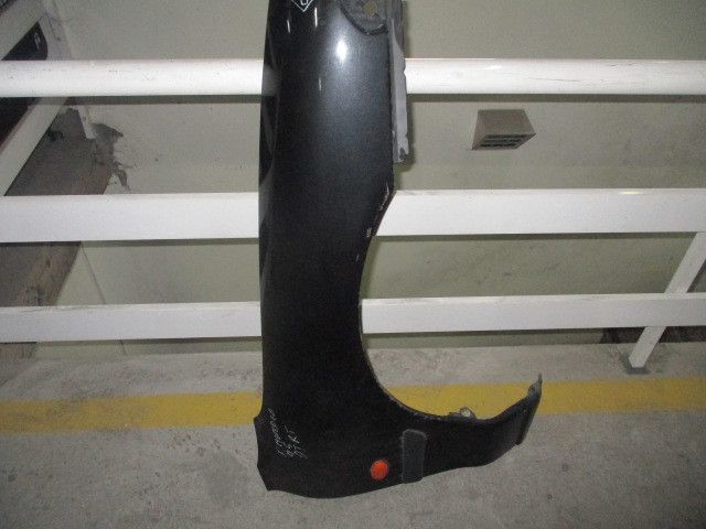 Guarda-lamas direito FORD Mondeo I (GBP)