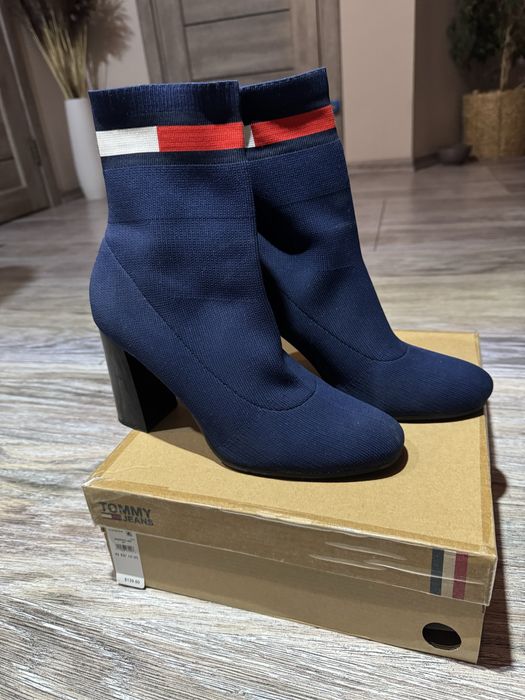 Ботильйони Tommy Hilfiger