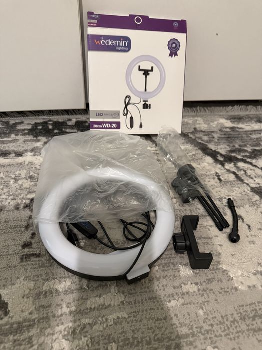 Кільцева LED лампа 20 см Wedemin WD-20 зі штативом і тримачем