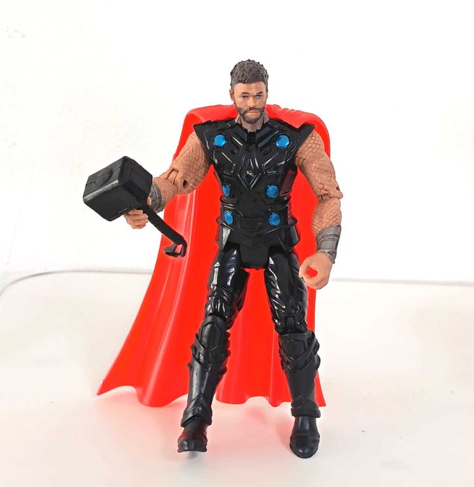 Figuras de ação de personagens da Marvel (1 unidade)
