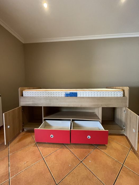 Cama individual criança