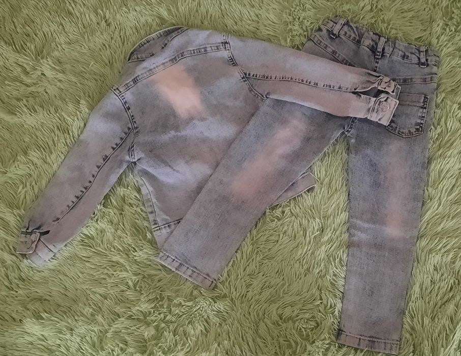 Джинсовий костюм