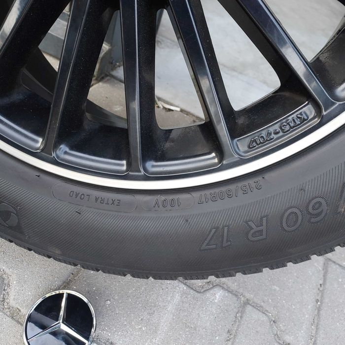 Opony z alufelgami Mercedes 215/60R17