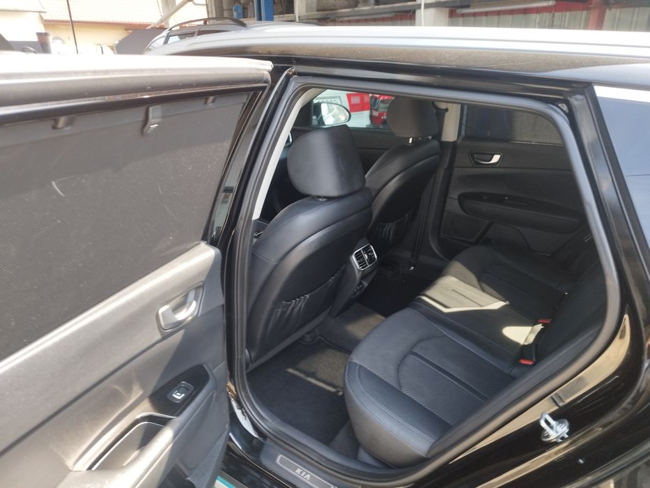 Kia Optima kombi  2.0 GDI PHEV 205 km