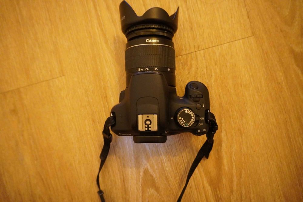 Canon EOS 1200D + EF-S 18-55mm + 2 baterias + carregador -- Kit completo