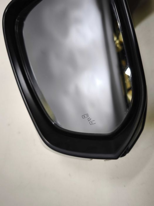 Lusterko lewe elektryczne 12 PIN + kamera Toyota Rav4 V 19- Oryginał