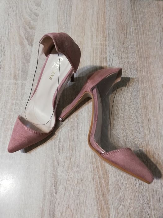 Transparentne szpilki pudrowy róż r 36