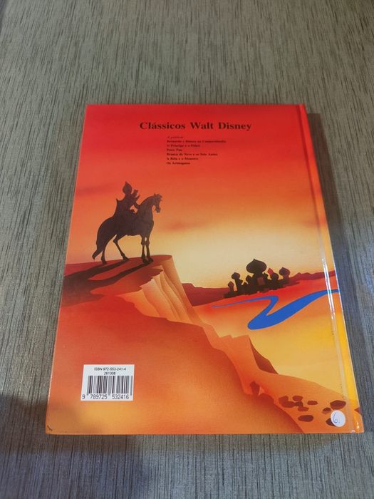 Livro Walt Disney Aladdin