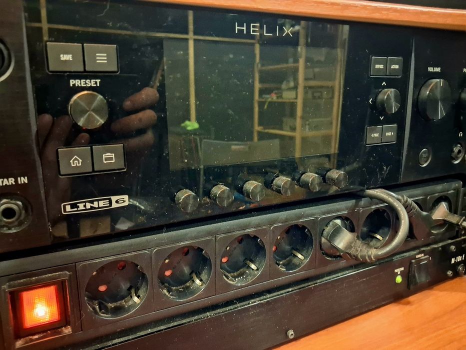 Line6 Helix Rack