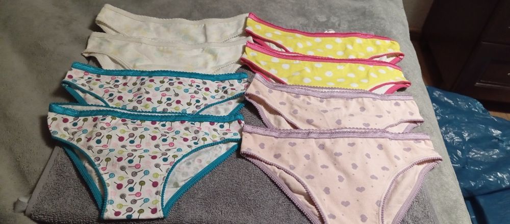 Majtki 6/7lat komplet