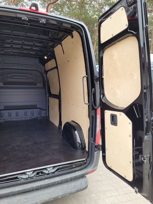 Podłoga   busa Sprinter Crafter