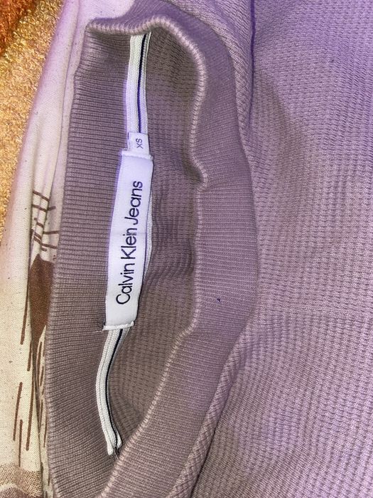 Продам кофту calvin klein jeans