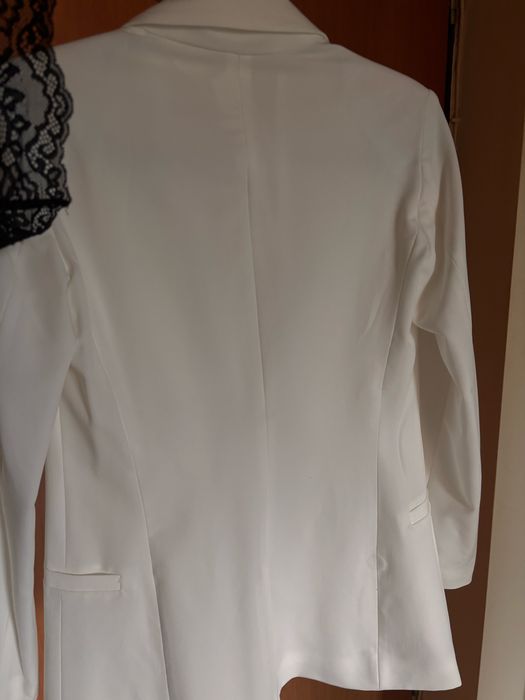 Sprzedam marynarkę Nowa 70zł.Nowa, kupiona w BERSHKA