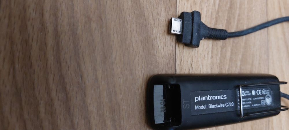 Гарнітура Plantronics blackwire c720, стан нової