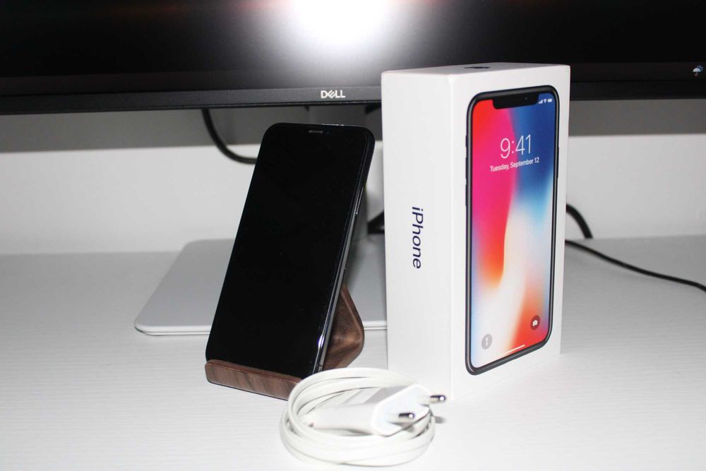iPhone X 64GB como Novo