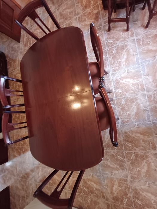 Mesa De Jantar Com 6 Cadeiras