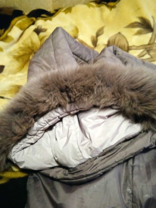 Женский теплый пуховик