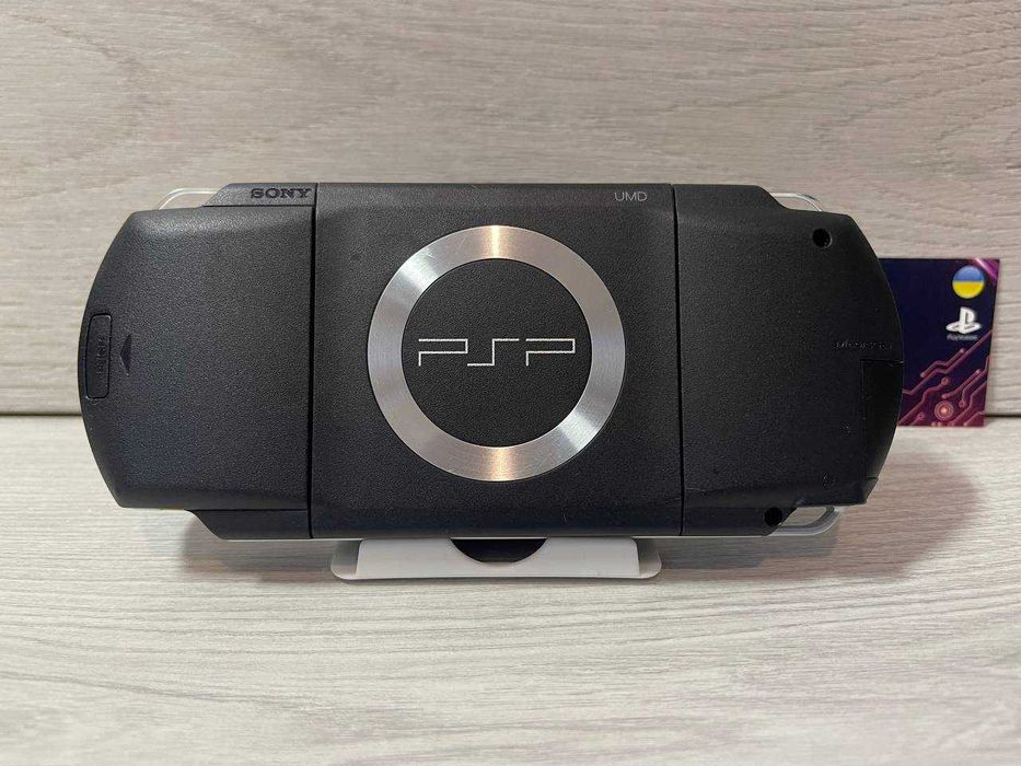 Sony PSP Black 64GB + 70 Ігор встановлено на картці