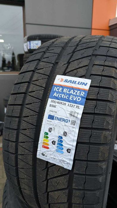 Нові зимові шини 305/40 R20 112T Sailun Ice Blazer Arctic EVO