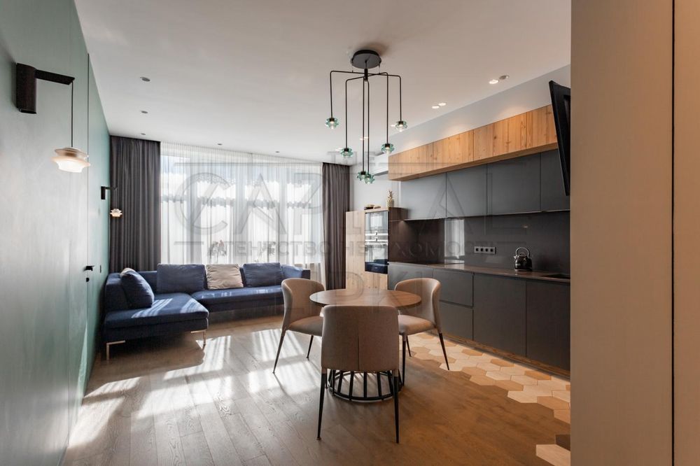 Аренда 2к квартиры 65 м2,  ул. Драгомирова, Печерск