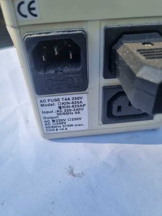 Лінійно-інтерактивне ДБЖ Powercom King KIN-625AP