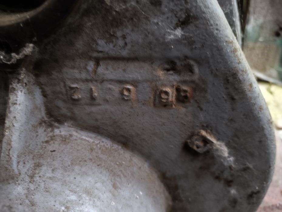 Obudowa zwolennicy  C 328, 330