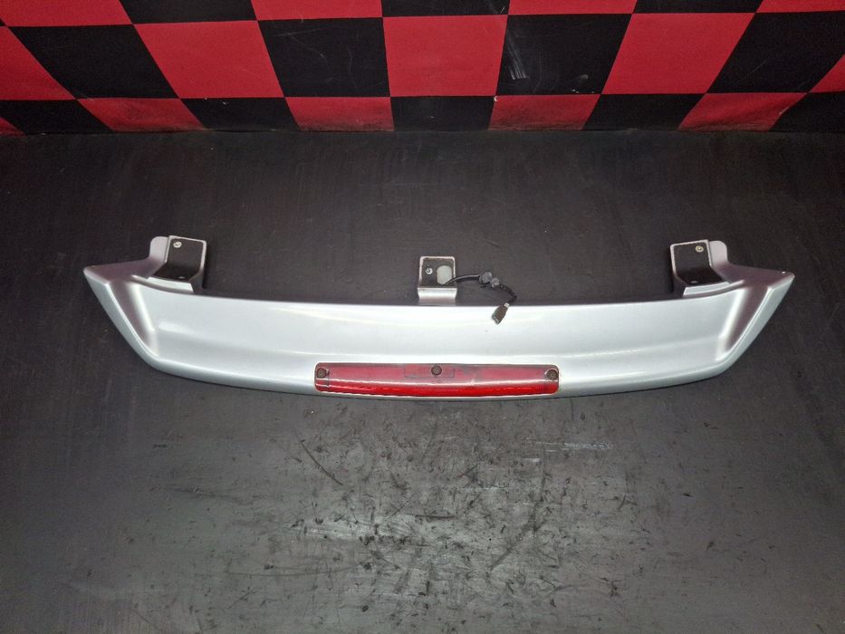 Spoiler / aileron da tampa da mala MITSUBISHI Pajero Sport I Van (K90)