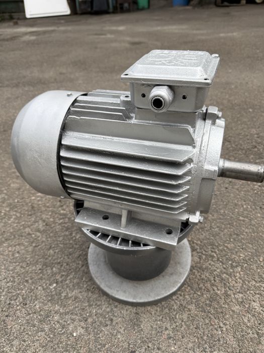 Электродвигатель 4кВт/3000об.
