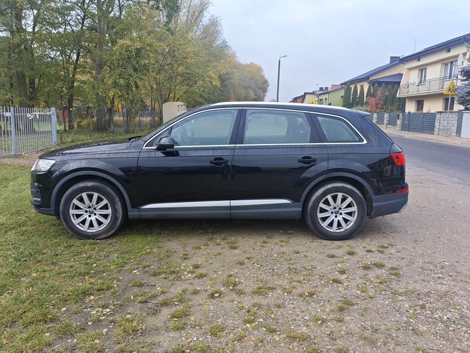 Audi Q7 7osob  3,0tdi quattro krajowy