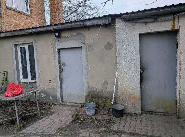 (3) Продам  ремонтно-виробничу базу з ангарому в м. Жмеринка 5314