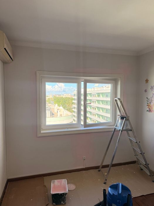 Faz tudo no Porto em reparos , manutencao , pintura e mais