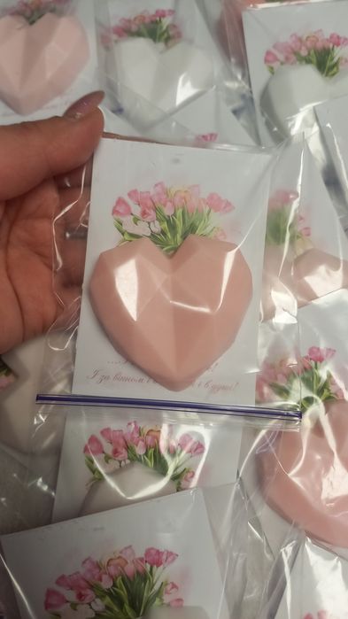 Мило з листівками