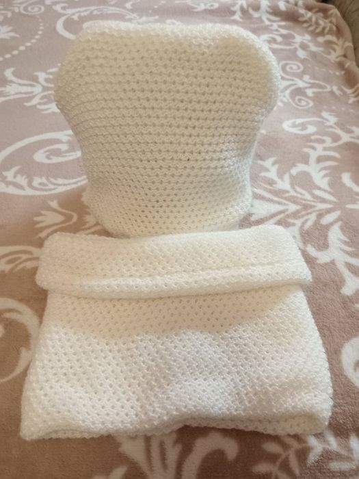 Комплект:шапочка и снуд.