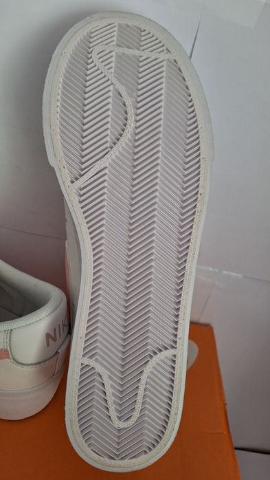 Buty nowe sportowe Nike Blazer Low Platform rozmiar 40