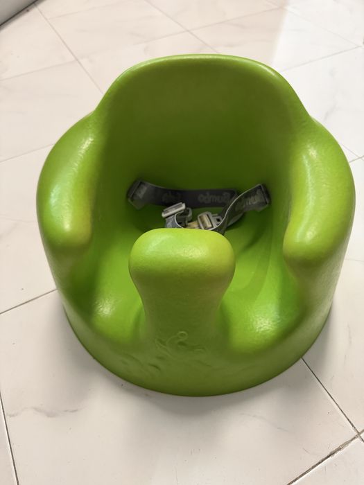 Bumbo floor seat