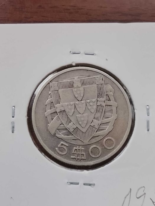 Moeda de 5 escudos de 1933, em Prata